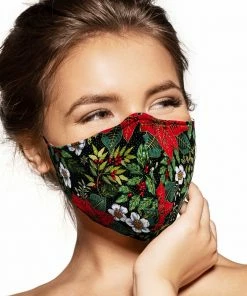 Pebbles Of Leeds Face Masks Pebbles Handmade Contoured Cotton Face Mask - Poinsettia
